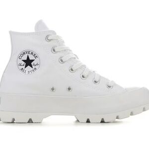 NWOT (never worn) Chuck Taylor All Star Lugged Leather
size 8